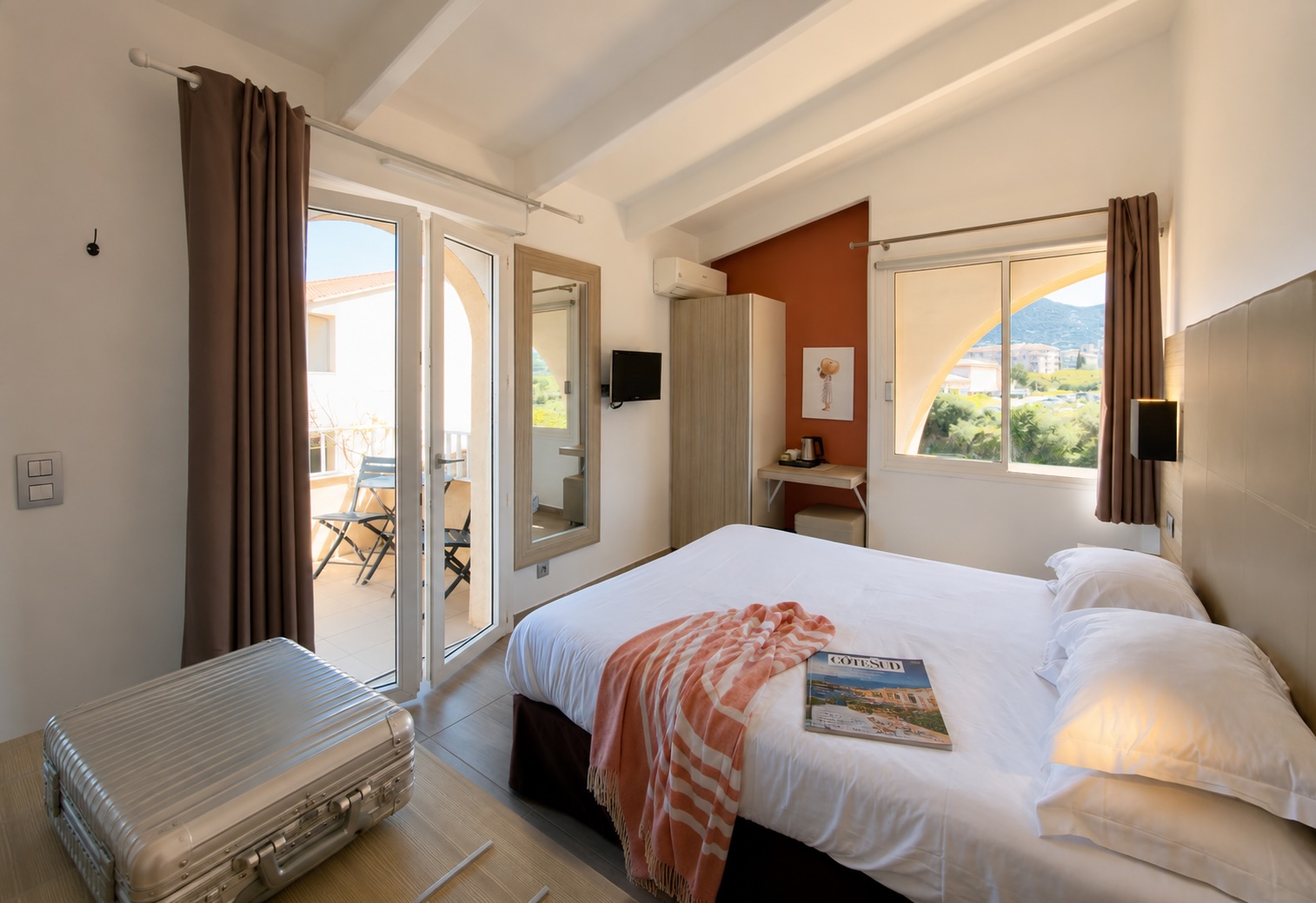 chambre superieure hero hotel ile rousse 03 2026