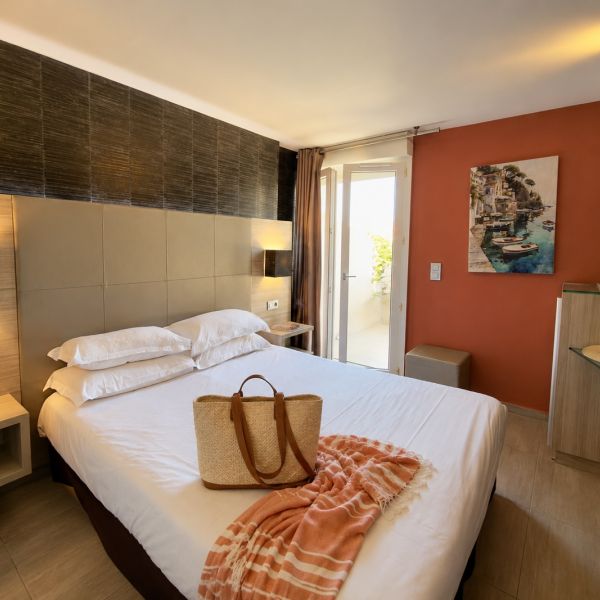 chapbre standard hero hotel ile rousse 2026
