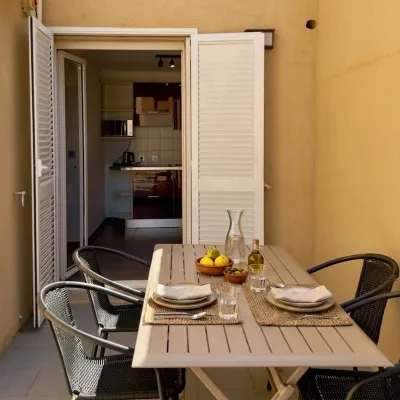 studio 08 terrasse hotel ile rousse 2026 15