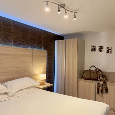chambre pmr 05 hotel ile rousse 2026 10