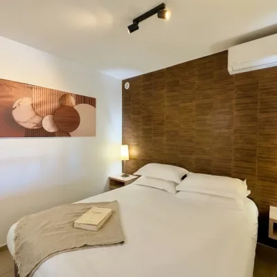 appartement 12 chambre hotel ile rousse 2026 13