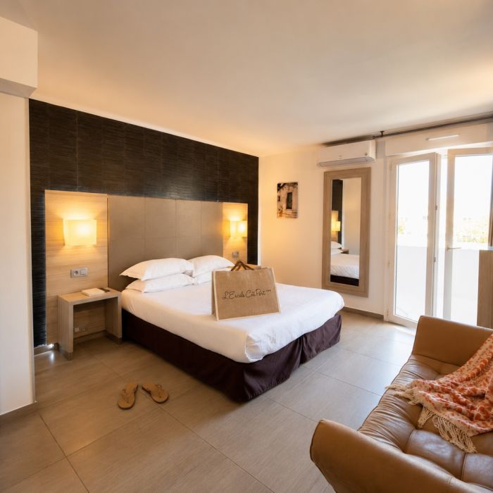 chambre superieure hero hotel ile rousse 2026