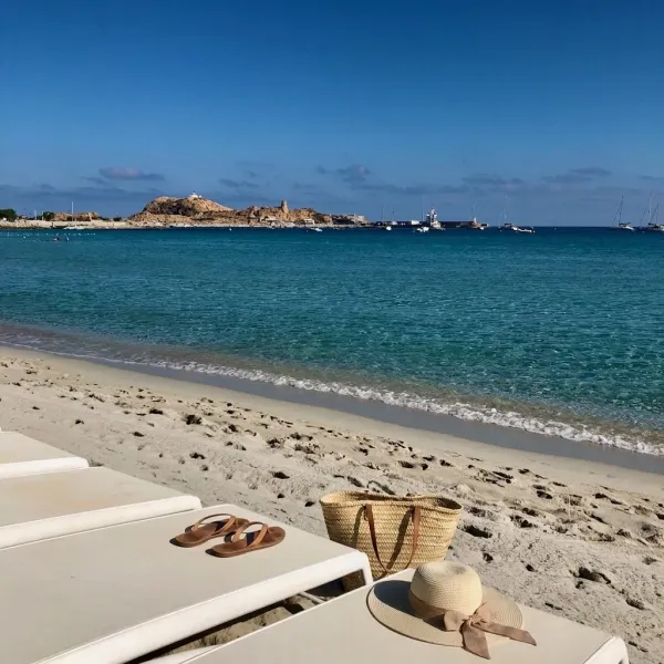 plage sable ile rousse 2026