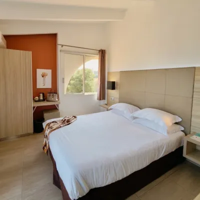 chambre superieure 21 hotel ile rousse 2026 6