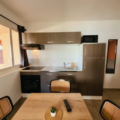 appartement 12 cuisine hotel ile rousse 2026 26