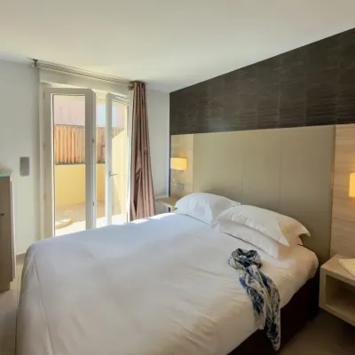 chambre standard 10 hotel ile rousse 2026 5