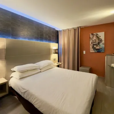 chambre standard 14 hotel ile rousse 2026 3